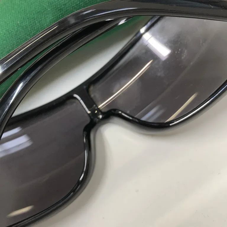 Solglasögon (RJ9039-S) från Ray-Ban - Repig - Yta