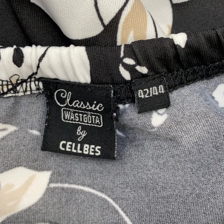 Kjol (Svart, Vit, Flerfärgad) från Cellbes - Varumärke
