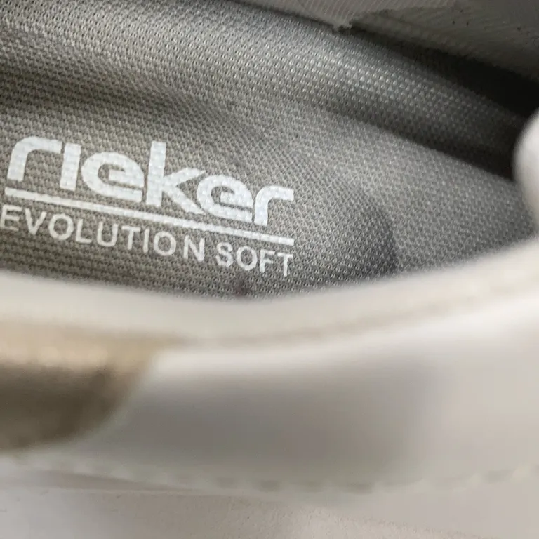 Sneakers (Vit) från Rieker - Slitet - Innersulor