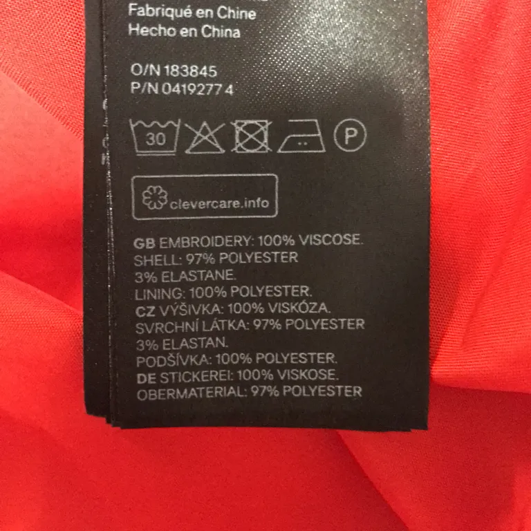 Bomberjacka (Röd) från H&M Polyester, Elastan, Viskos - Materialetikett