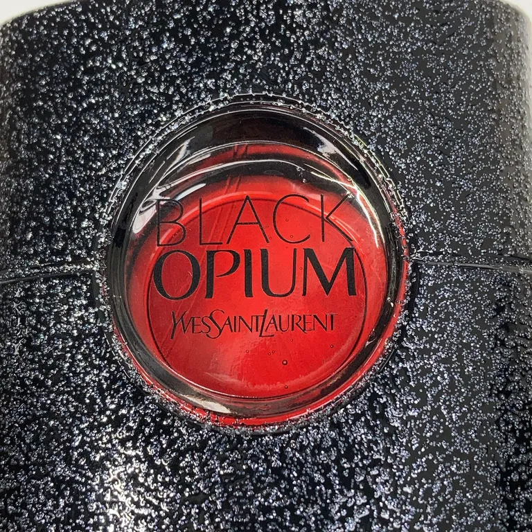 Eau de Parfum (Black Opium) från Yves Saint Laurent - Varumärke