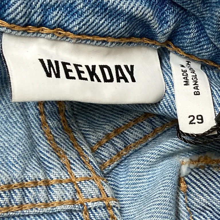 Jeans (Avery) från Weekday Bomull, Elastan - Varumärke