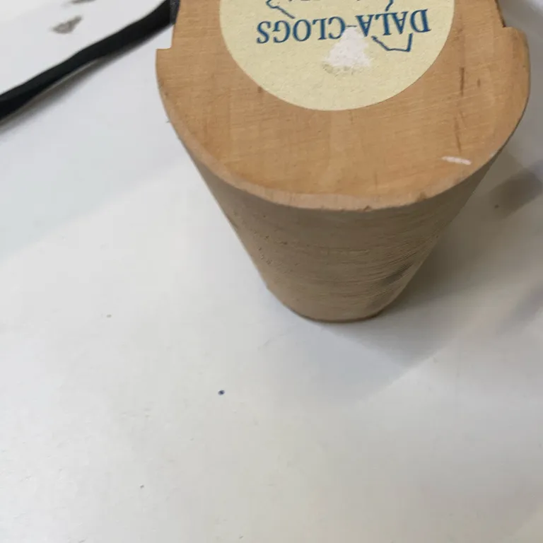 Träskor (Svart, Brun) från Dala-Clogs - Slitet - Häl