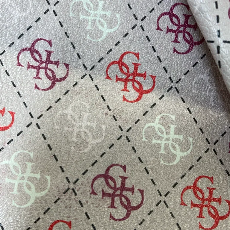 Handväska (Rosa) från Guess - Smutsig - Framsida