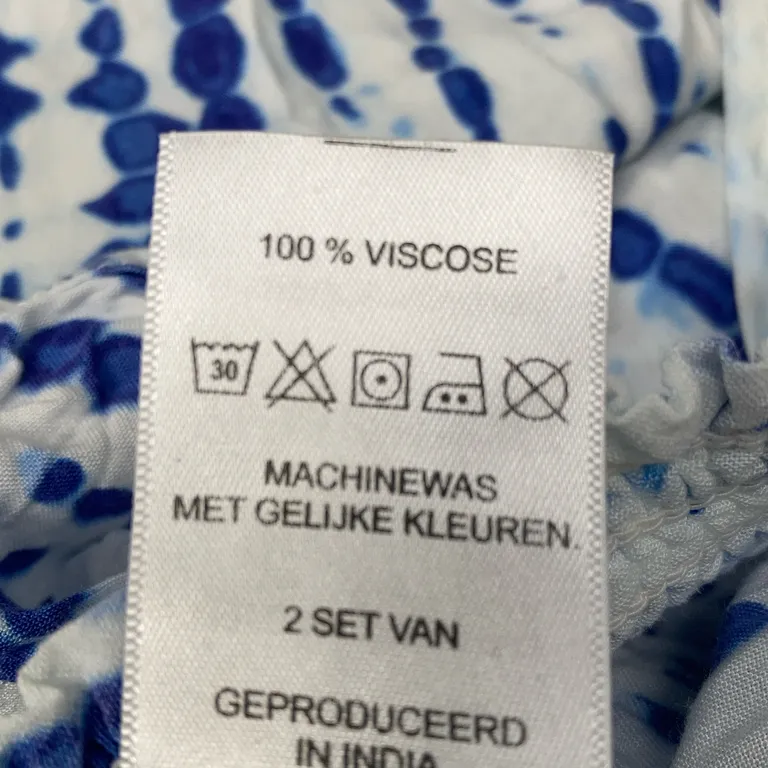 Set (Vit) från Paprika Viskos - Materialetikett
