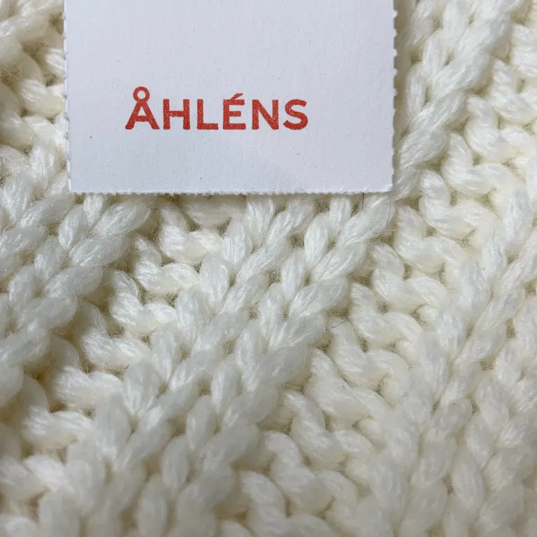 Halsduk (Beige) från Åhléns - Varumärke