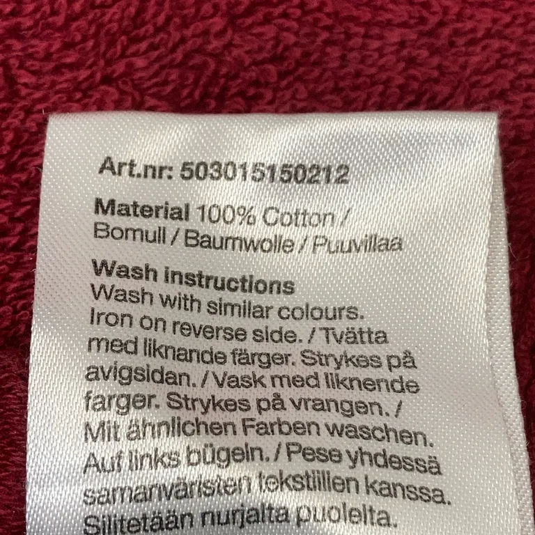 Handduk (Röd) från Rusta Home Bomull - Materialetikett