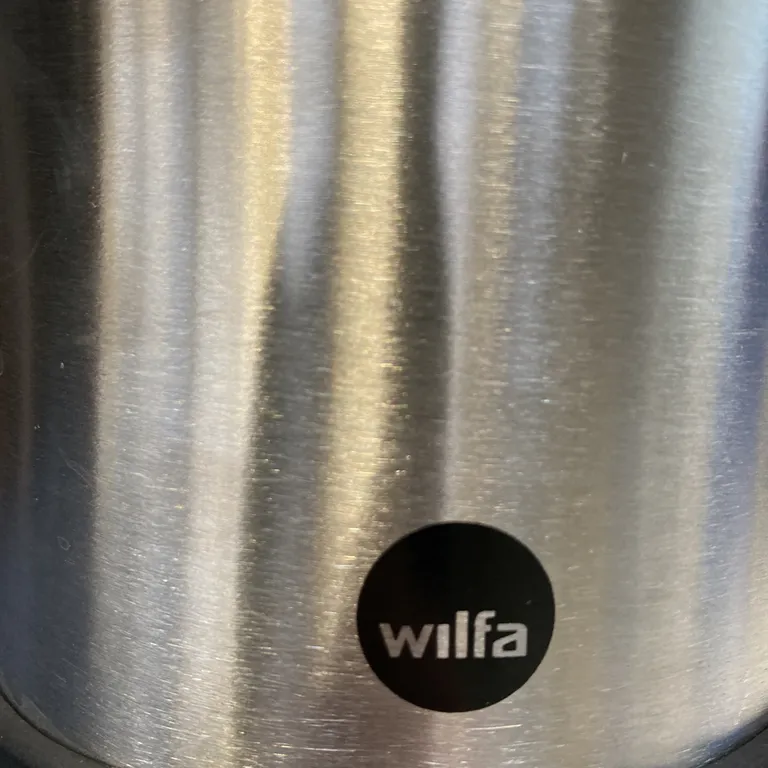 Vattenkokare (Silverfärgad) från Wilfa - Varumärke