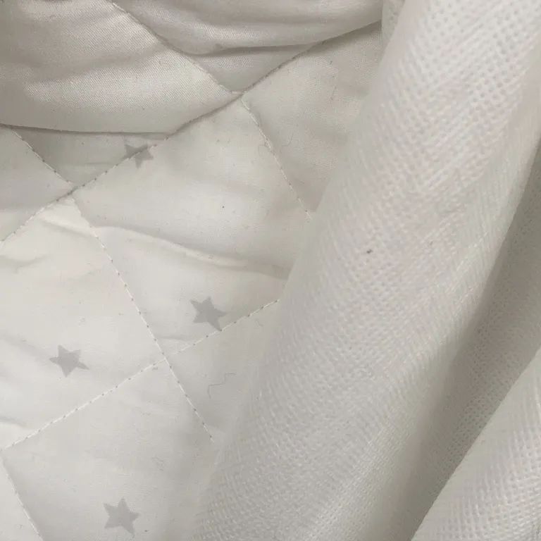 Lekhage (Vit, Grå) från IKEA - Smutsig - Hela varan