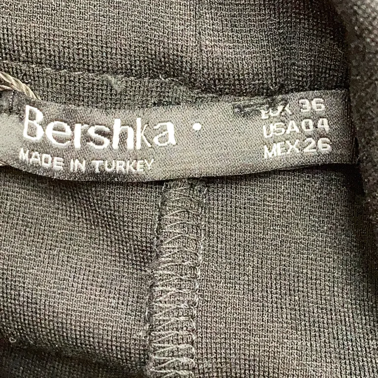 Shorts (Svart) från Bershka - Varumärke