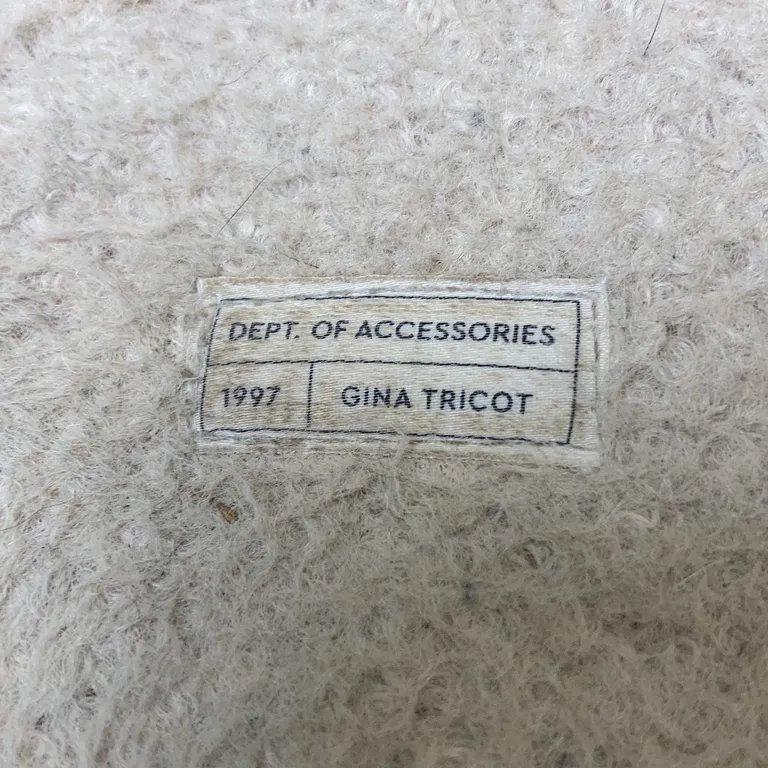 Tofflor (Beige) från Gina Tricot - Varumärke