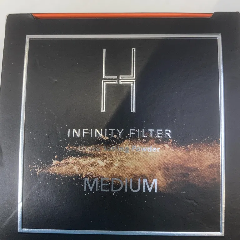 Puder (Infinity Filter Loose Setting Powder shade Medium) från Linda Hallberg - Varumärke