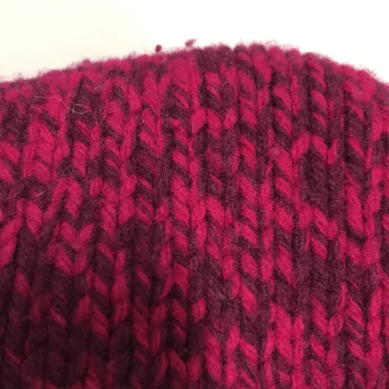 Mössa (Rosa) från Acne Ull - Nopprig - Hela varan