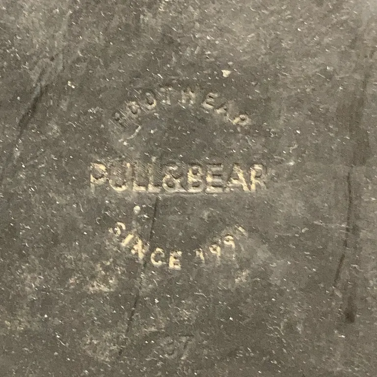 Boots (Svart) från Pull & Bear - Varumärke