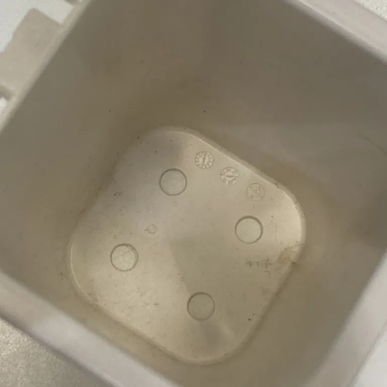 Tandborstmugg (Vit) från IKEA - Smutsig - Hela varan