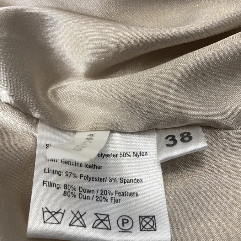 Dunjacka (Grå, Beige) från Munthe plus Simonsen Nylon, Skinn, Polyester, Elastan, Dun - Materialetikett