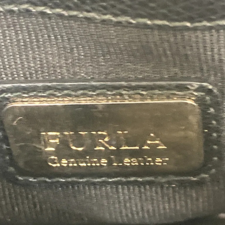 Axelremsväska (Svart) från Furla - Varumärke