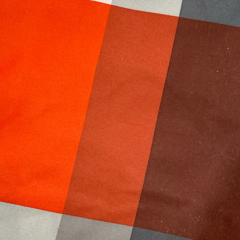 Badshorts (Orange, Grå, Vit, Röd) från Peak Performance Junior Polyester - Defekt