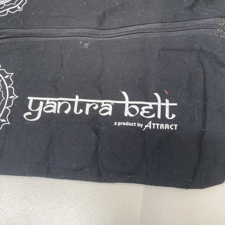 Spikmatta (Svart) från Yantra Belt - Varumärke
