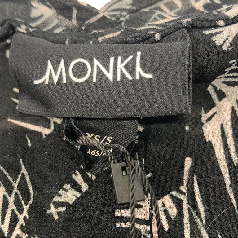 Kimono (Svart, Flerfärgad) från Monki Polyester - Varumärke