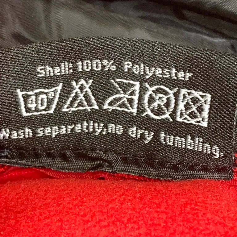 Softshelljacka (Röd) från Matterhorn Polyester - Materialetikett
