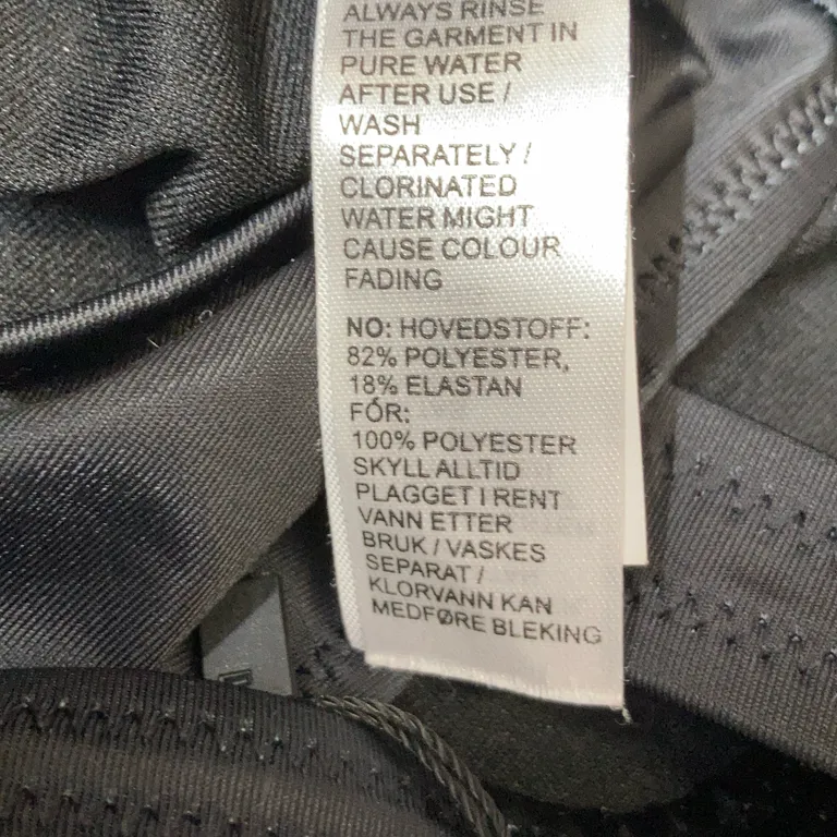 Baddräkt (Svart) från Cubus Polyester, Elastan - Materialetikett