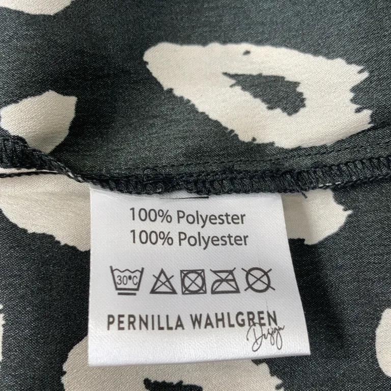 Knytblus (Svart, Vit) från Pernilla Wahlgren Design Polyester - Materialetikett