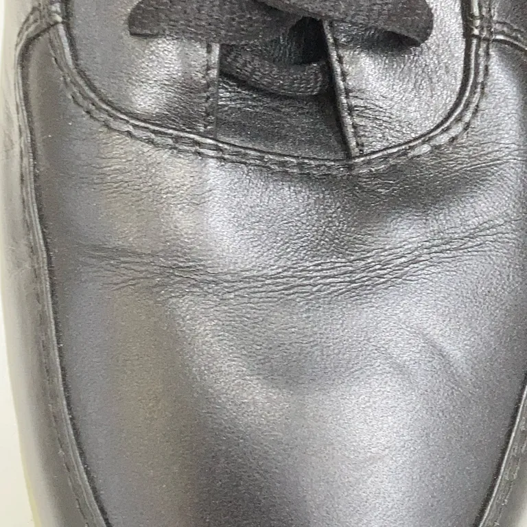Sneakers (Svart) från Irregular Choice - Defekt