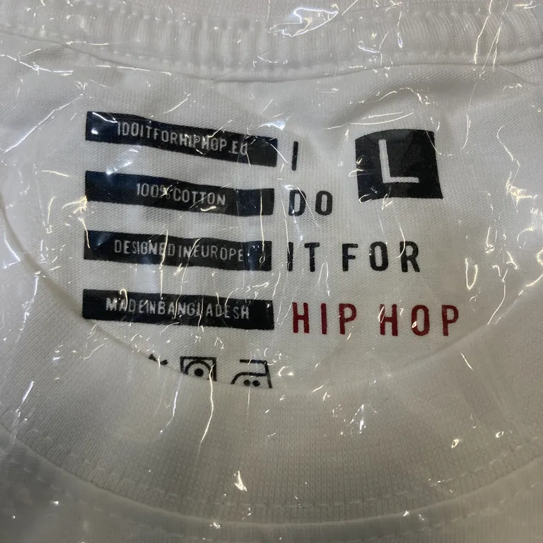 T-shirt (Vit) från I Do It For Hip Hop Bomull - Materialetikett