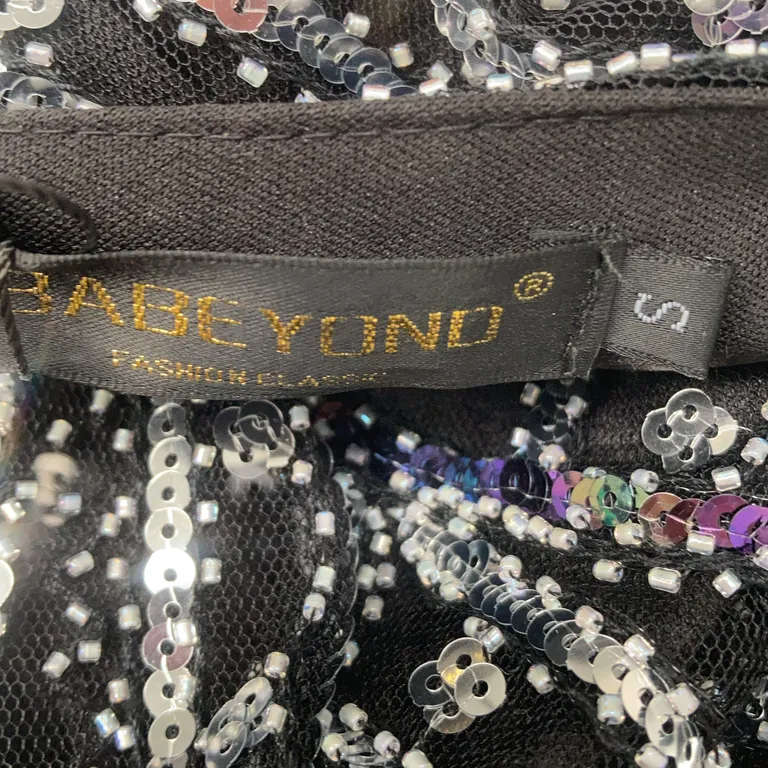Klänning (Svart, Grå) från Babeyond Polyester - Varumärke