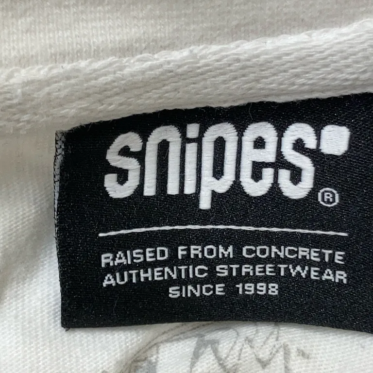 T-shirt (Vit, Flerfärgad) från Snipes - Varumärke