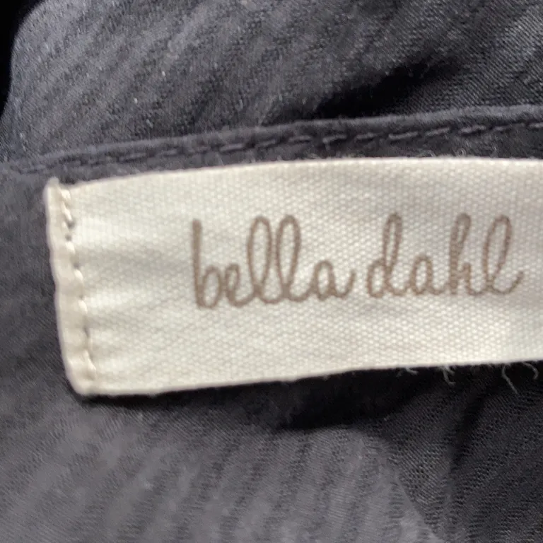 Klänning (Svart) från Bella Dahl - Varumärke