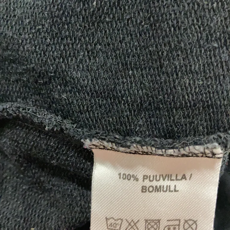 Mjukisbyxor (Svart) från MyWear Bomull - Materialetikett