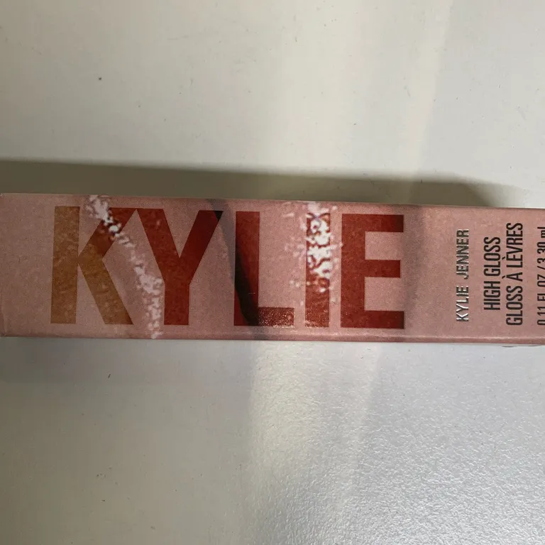 Läppglans (Röd) från Kylie Jenner - Varumärke