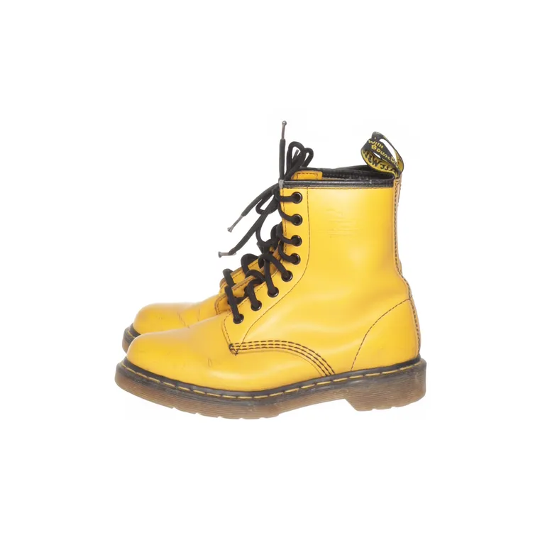 Kängor (Gul) från Dr. Martens - Vinkel 3
