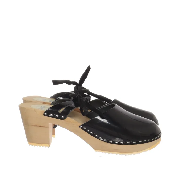 Träskor (Svart, Brun) från Dala-Clogs