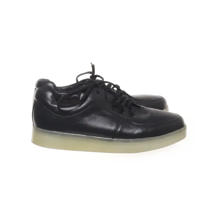 Sneakers (Svart) från Irregular Choice
