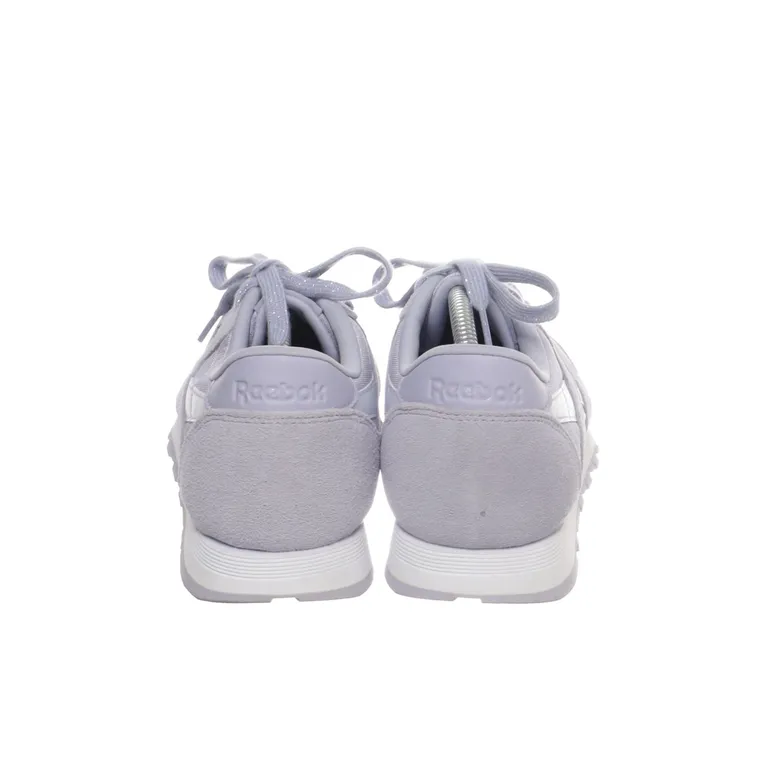 Sneakers (Grå) från Reebok Classic - Vinkel 4