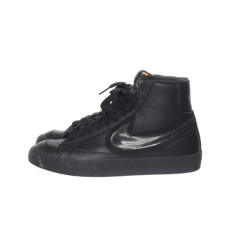 Baskets (Blazer Mid '77) de Nike - Angle 3