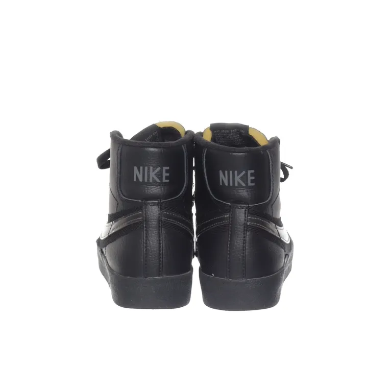Baskets (Blazer Mid '77) de Nike - Angle 4