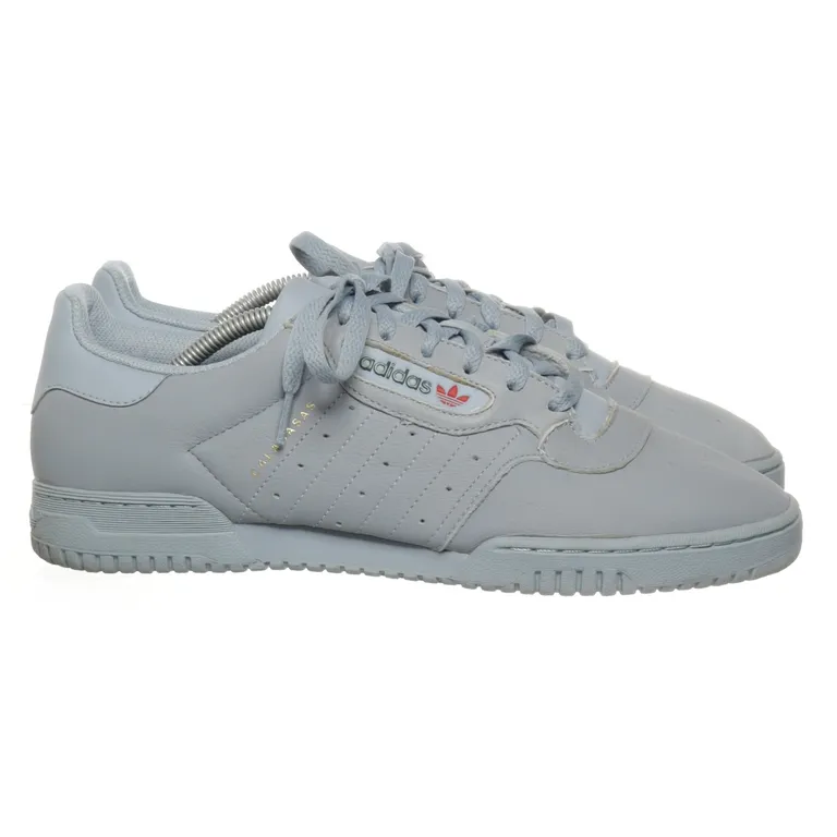 Sneakers (Yeezy Powerphase Calabasas) från Adidas x Yeezy