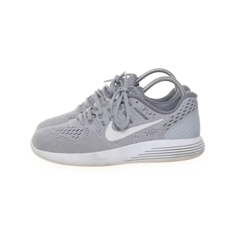 Träningsskor (Grå, Vit) från Nike - Vinkel 3