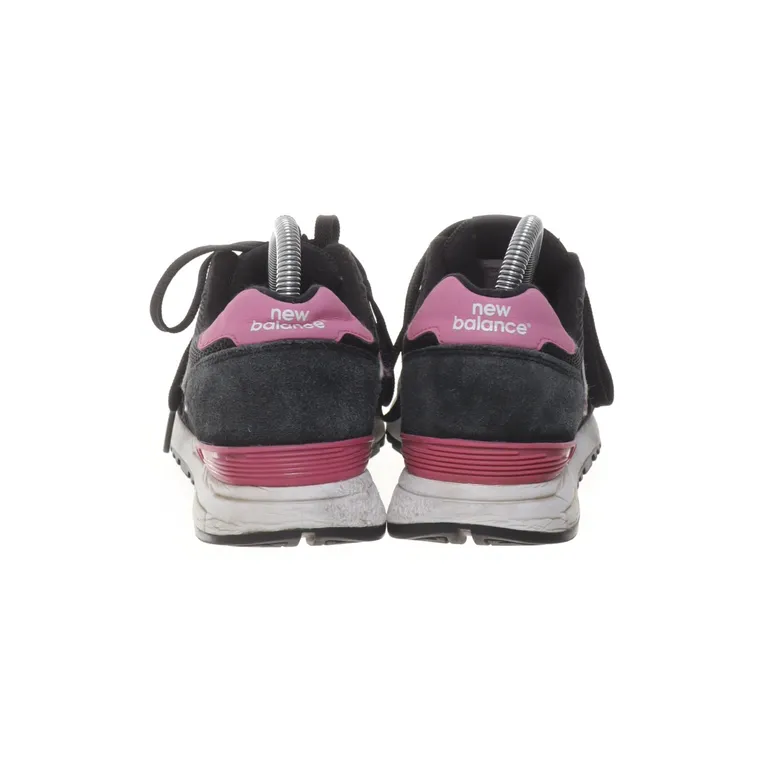 Sneakers (Svart, Rosa) från New Balance - Vinkel 4