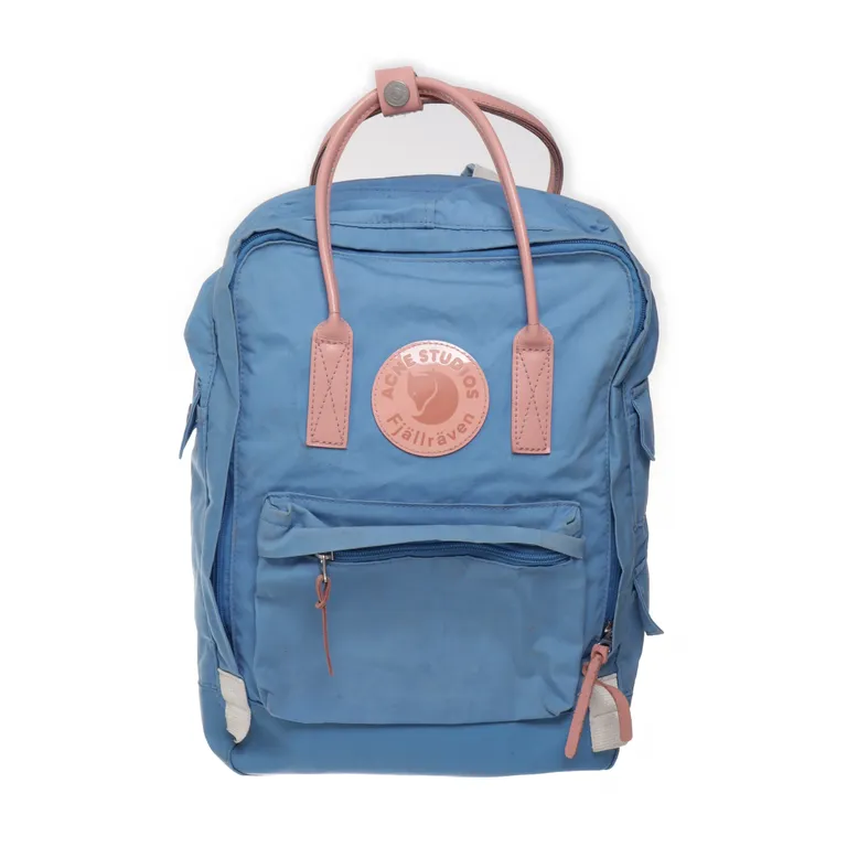 Ryggsäck (Kånken Tarpaulin A/F) från Acne Studios x Fjällräven