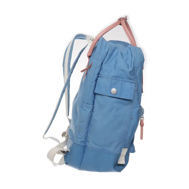 Ryggsäck (Kånken Tarpaulin A/F) från Acne Studios x Fjällräven - Vinkel 4
