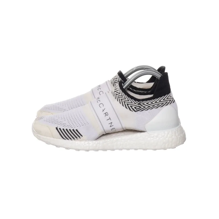 Sneakers (Ultra Boost X 3D) från Adidas by Stella McCartney - Vinkel 3