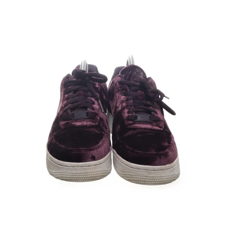 Sneakers (Sammets sneakers ) från Nike - Vinkel 2
