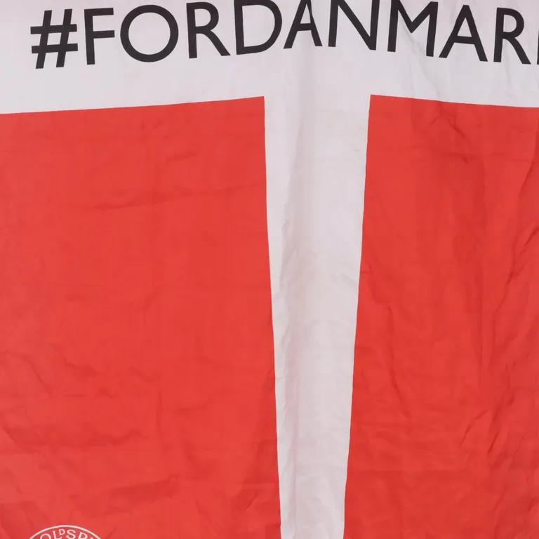 Flagga (Vit, Röd) från Dansk - Vinkel 2