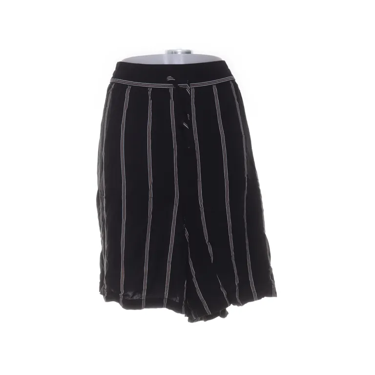 Shorts (Svart, Vit, Beige) från XLNT by KappAhl Viskos