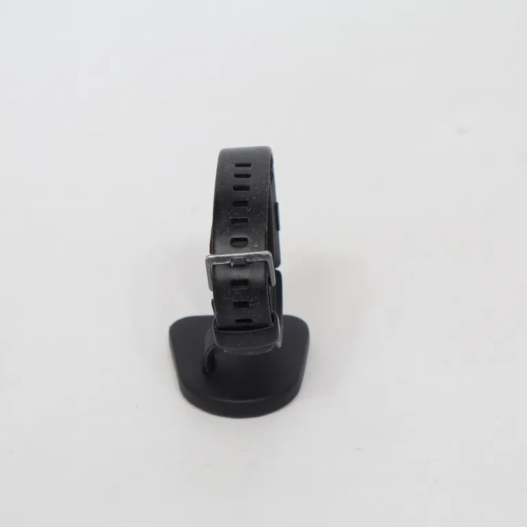 Aktivitetsarmband (Svart) från FitBit - Vinkel 3
